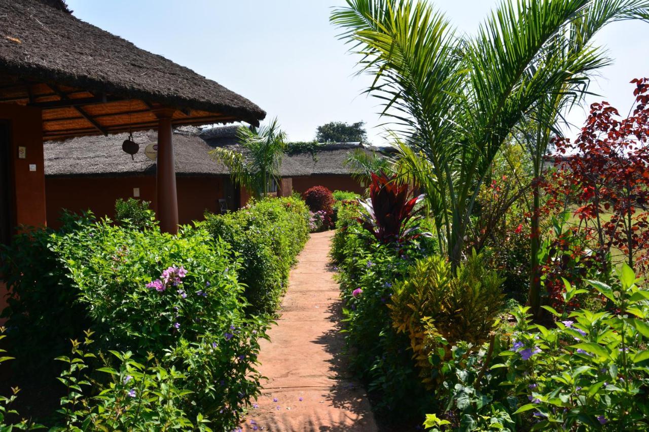 Red Earth Kabini Hotel Begūr Kültér fotó