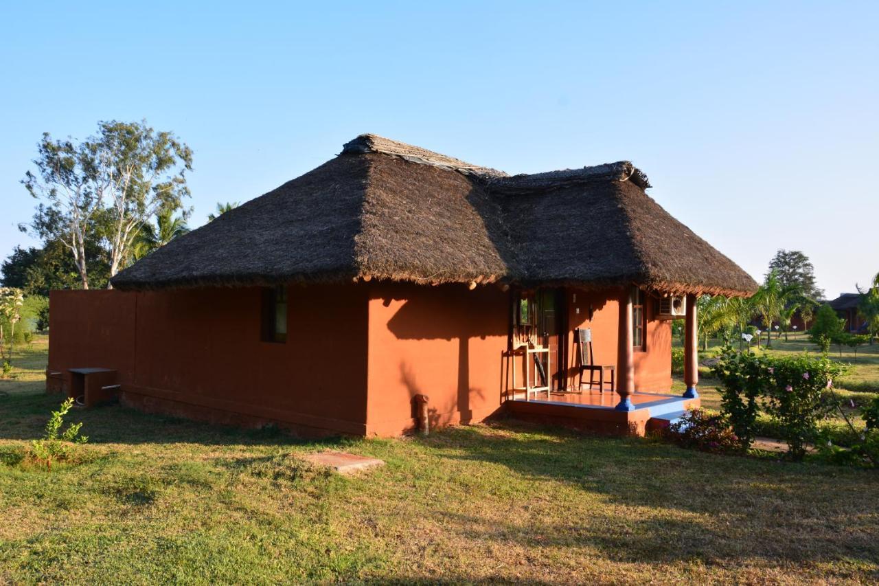 Red Earth Kabini Begūr Kültér fotó